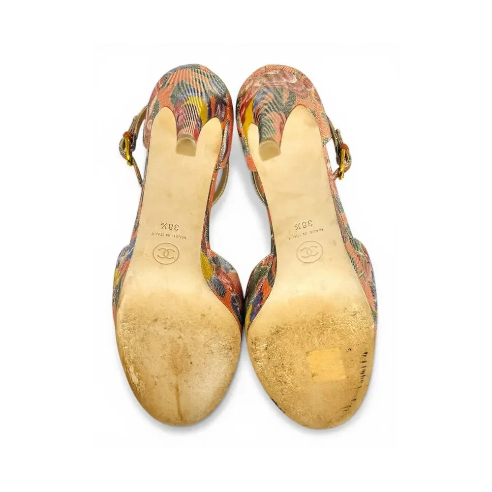 Chanel 2015 Cruise Floral Lamé T Strap Pumps Gold Cap Toe Platform Heels EU 38.5 - Picture 4 of 8